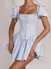 Robe courte à manches bouffantes Elena